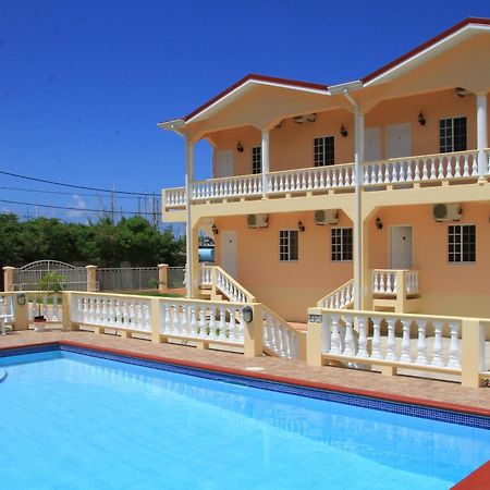 Yacht View Apartments True Blue Экстерьер фото